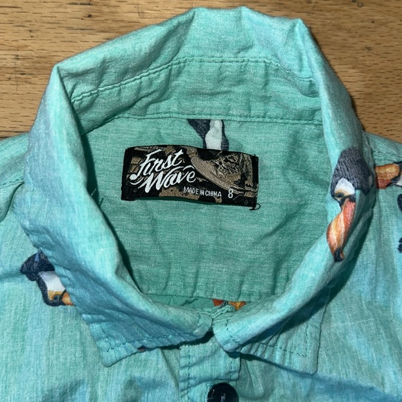 Boys button down SZ 8 - Picture 2 of 3